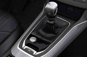 nouvelle-Peugeot-308-2013.18
