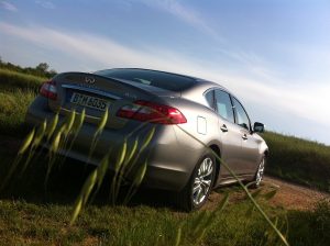 infiniti m35h