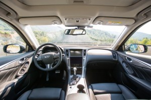 Infiniti_Q50_027_hires